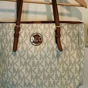 Michael Kors gently used purse